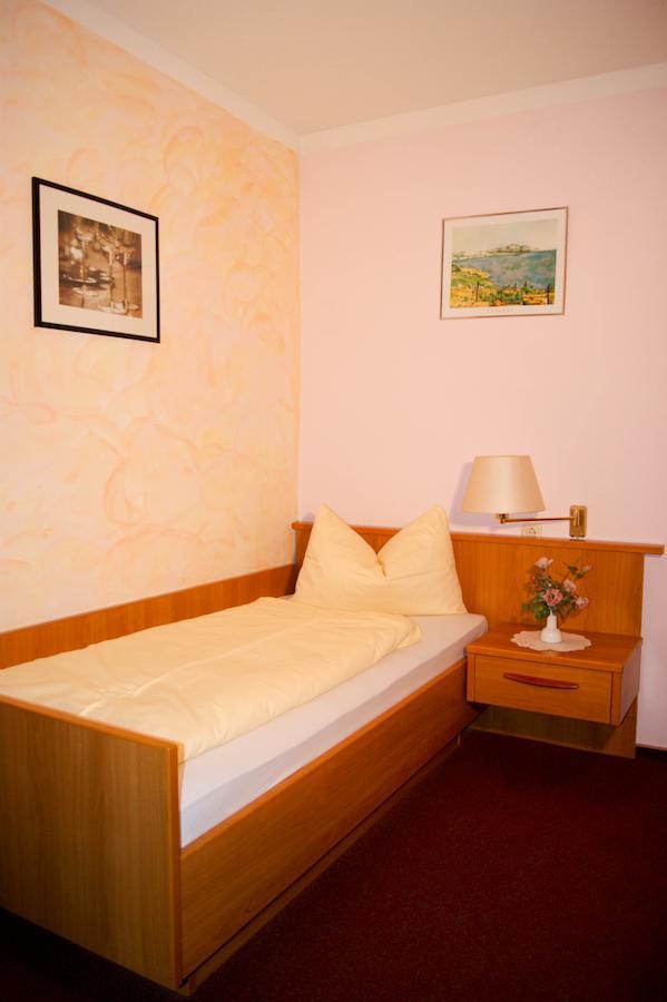Hotel Schonunger Bucht Waigolshausen Rom bilde