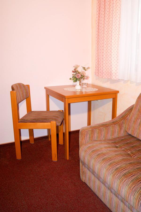 Hotel Schonunger Bucht Waigolshausen Rom bilde